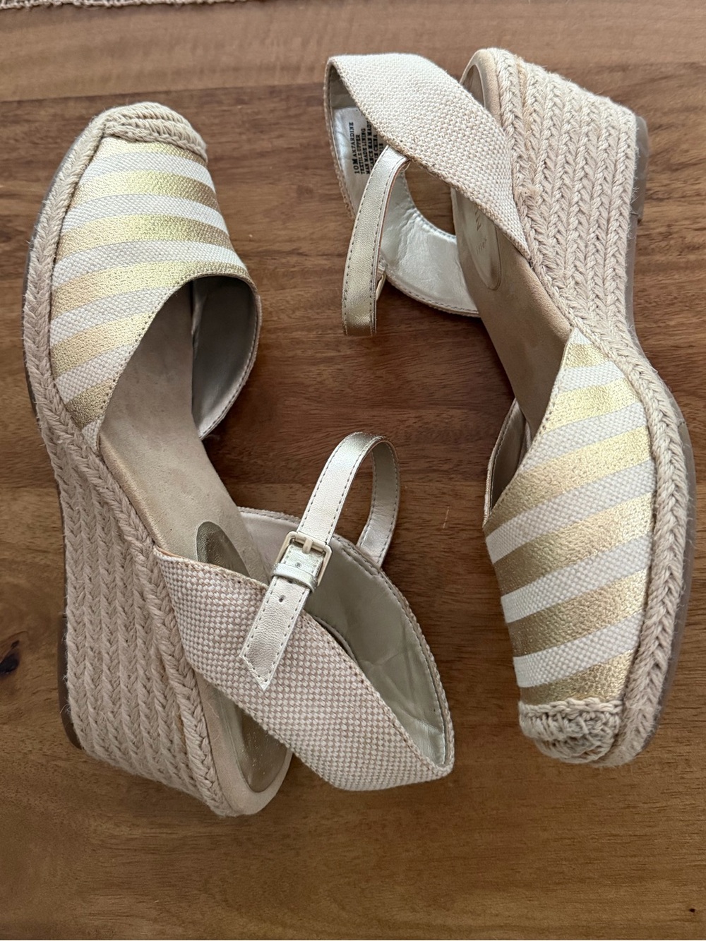 Anne Klein Ardine Espadrille Wedge Sandals - Cream & Gold